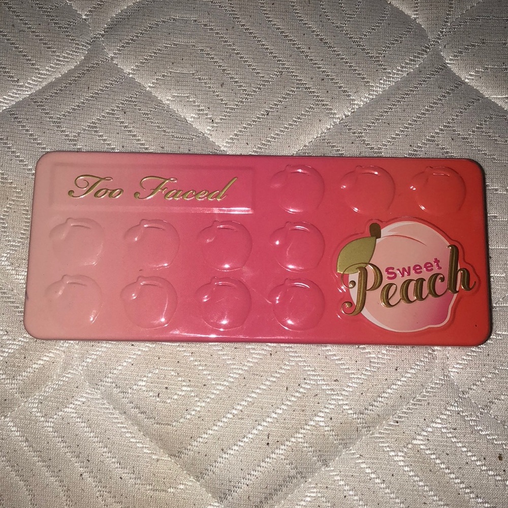 Too faced peach pallet
